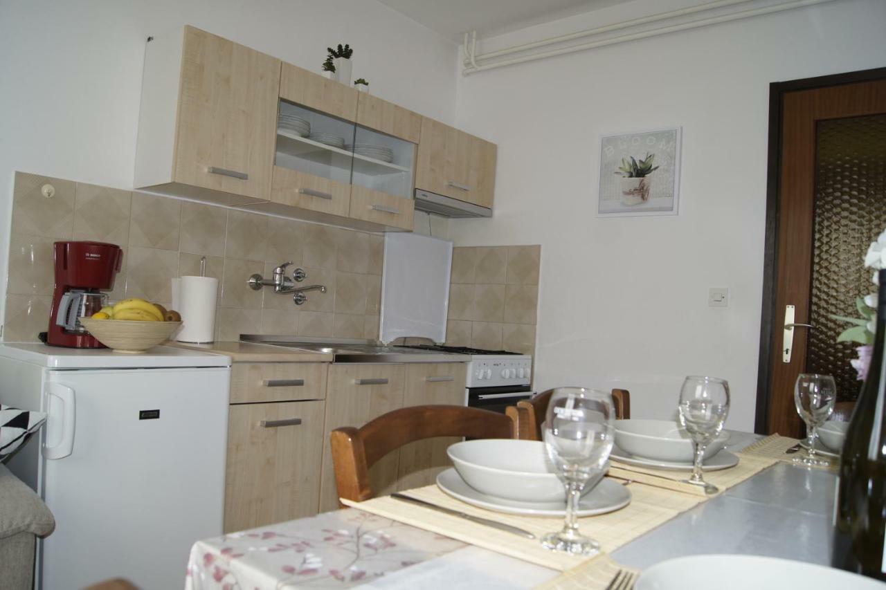 פורץ Apartmani Popovic מראה חיצוני תמונה